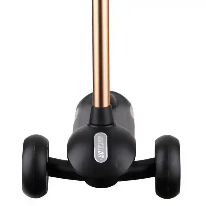 KM639 Sesli Işıklı Scooter