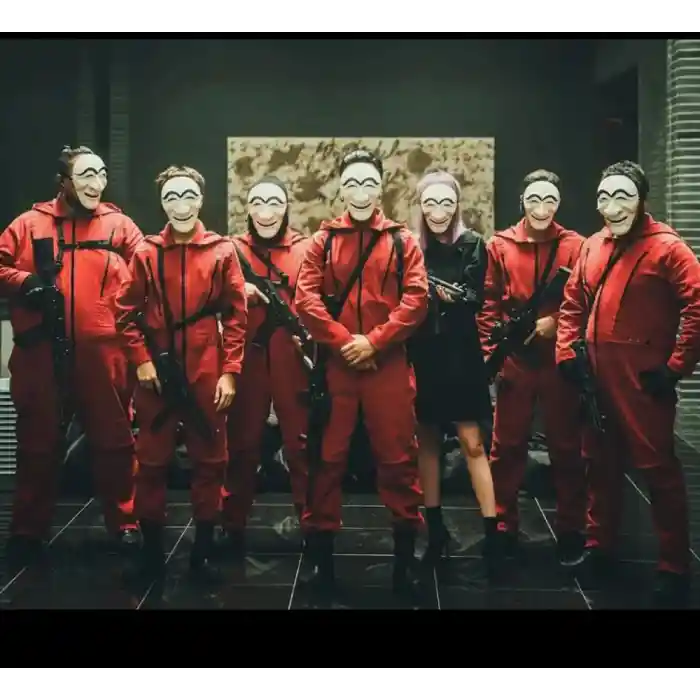 Koreli Hırsız Teatral Hahoe Maskesi - Para Heist Maskesi - Dali Maskesi