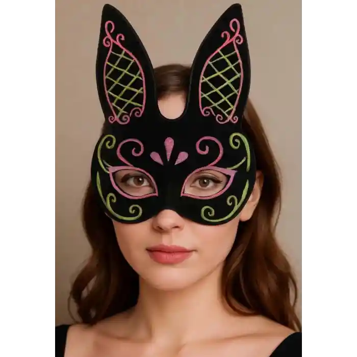 Siyah Renk Pembe Gold Simli Siyah Süet Kaplama Tavşan Maskesi 18x16 cm