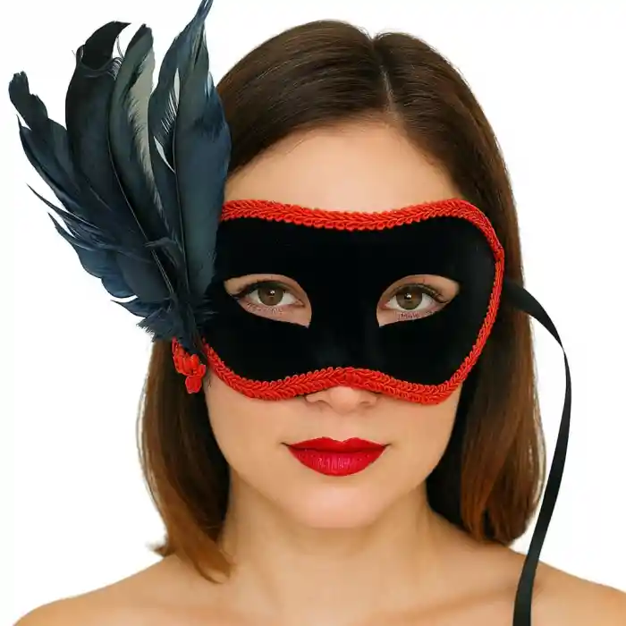 Siyah Renk Yandan Tüylü Siyah Süet Kaplama Parti Balo Maskesi 21x20 cm