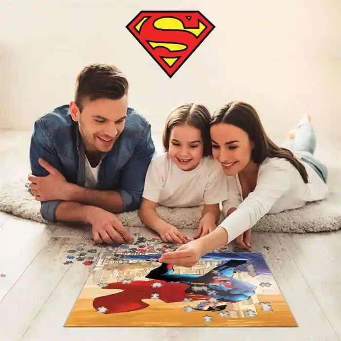 Yetişkin Puzzle 300 Parça ve Superman Figür