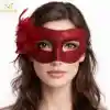 Kırmızı Simli Tüylü Balo Maskesi – Kadın Parti & Maskeli Balo Maskesi