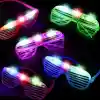 Led Işıklı Pilli Panjur Şekilli Rengarenk Yanıp Sönen Lüks Parti Gözlüğü Karışık 12 Adet