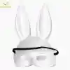 Uzun Kulaklı Beyaz Lüks Tavşan Maskesi