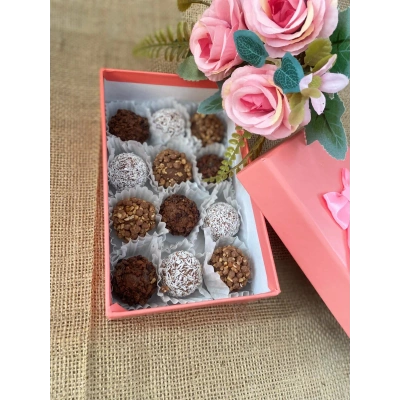 12li Special Trüf Çikolata Kutusu