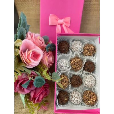 12li Special Trüf Çikolata Kutusu Pembe