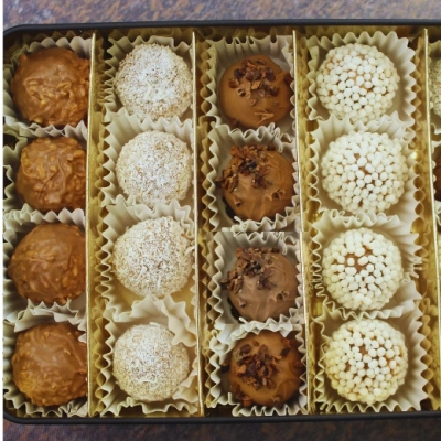 Trüf Karışık Dolgulu 20 Adet Teneke Kutu