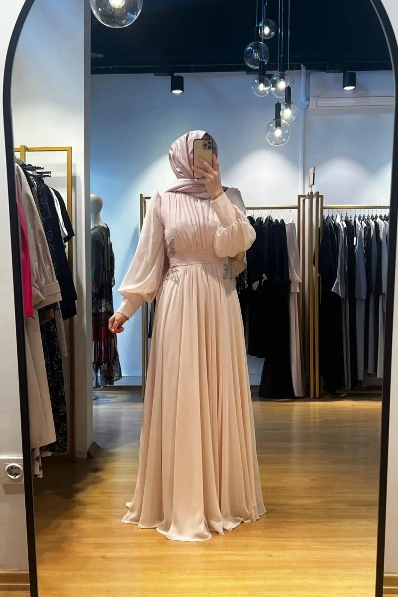 Jamıla Sarah Özü Büzgülü Balon Kollu Aplikli Şifon Elbise SS24-3026