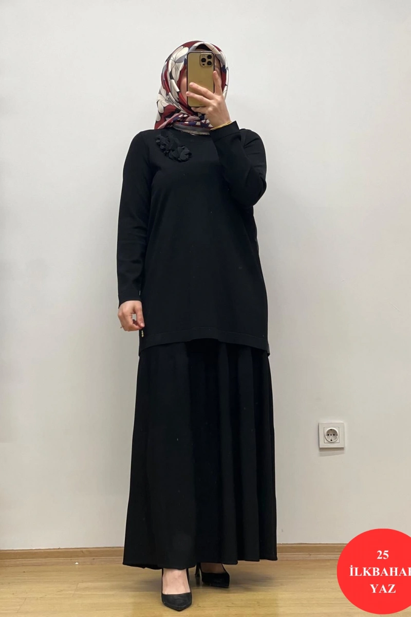 MissDalida Arkası Cupro Önü Gül Broşlu Triko Tunik 25Y-6011