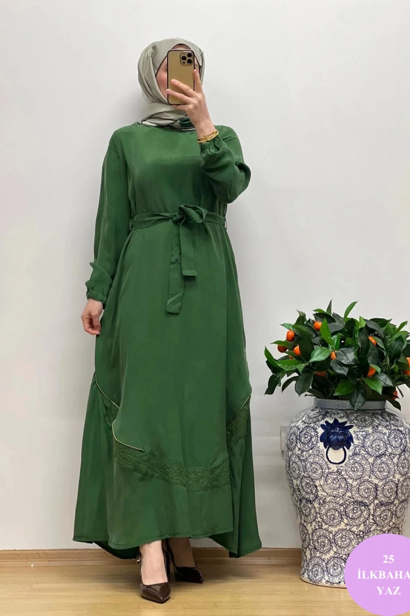 MissWhence Nakış Detaylı Ferm.Cupro Elbise 25Y-37800