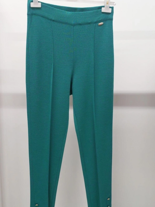 MissDalida Paçası Düğme Detaylı Triko Pantolon T24K-7010