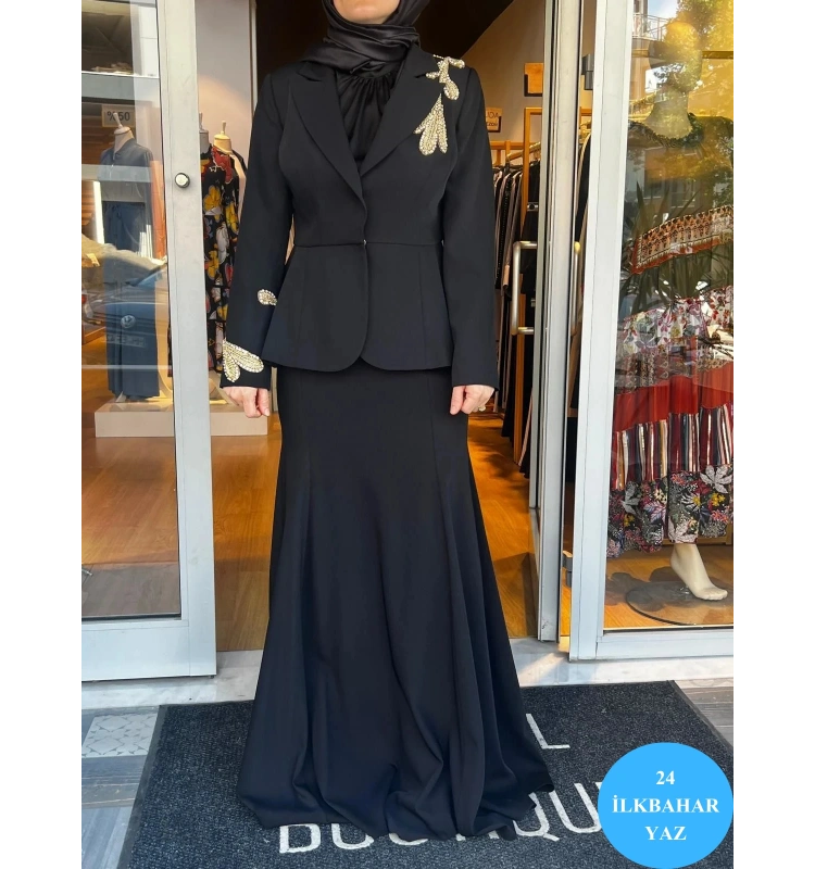 Jamıla Sarah Aplikeli Peplum Ceket Balık Etek Takım SS24-9016