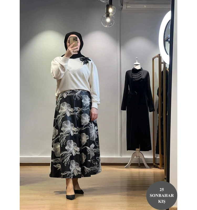 Jamıla Sarah Nilüfer Sweat FW25-2008