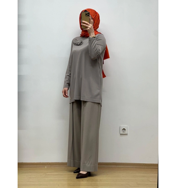 MissDalida Arkası Cupro Önü Gül Broşlu Triko Tunik 25Y-6011