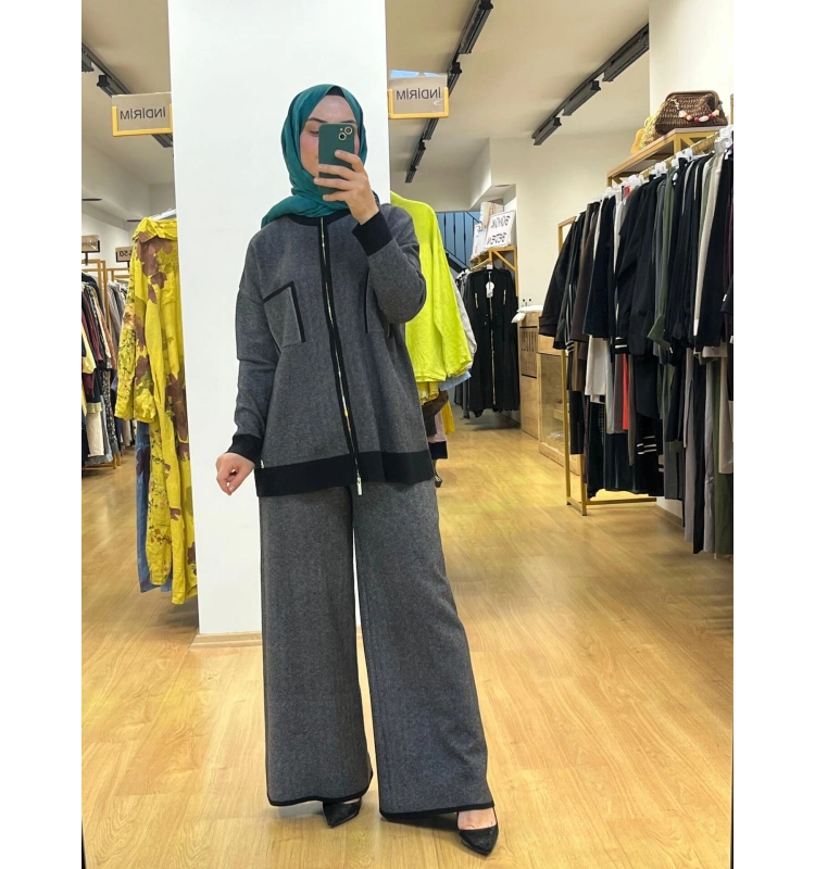 MissDalida Dik Yaka Fermuarlı Cepli Triko Ceket T25PF-8009