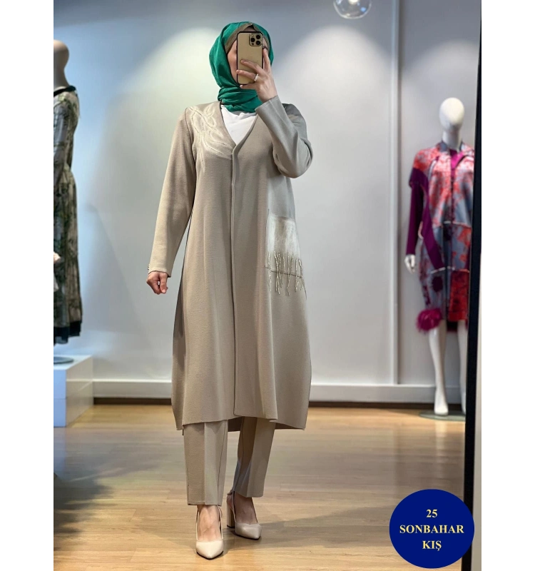 MissDalida Önü Keçe Baskılı Hırka T25K-9021