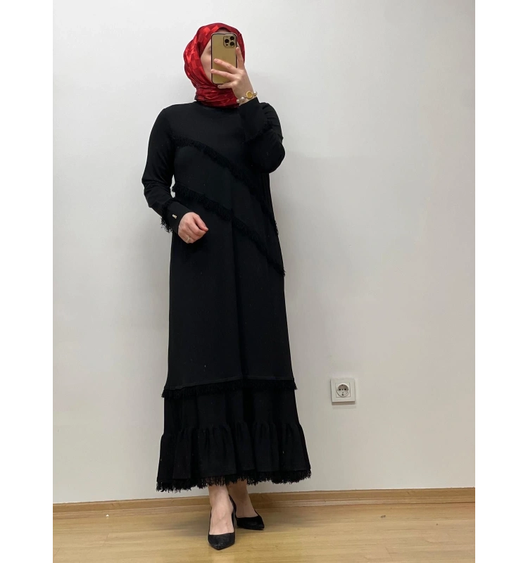 MissDalida Püskül Detaylı Uzun Triko Elbise 25Y-4000