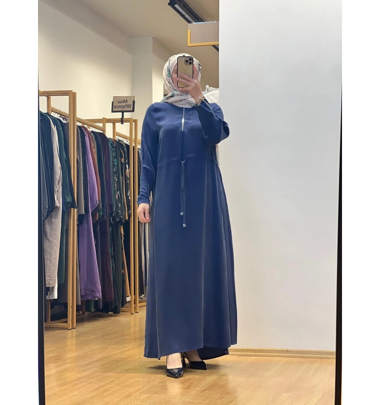 MissDalida Yakası Fermuarlı Beli Büzgülü Elbise 25Y-4011