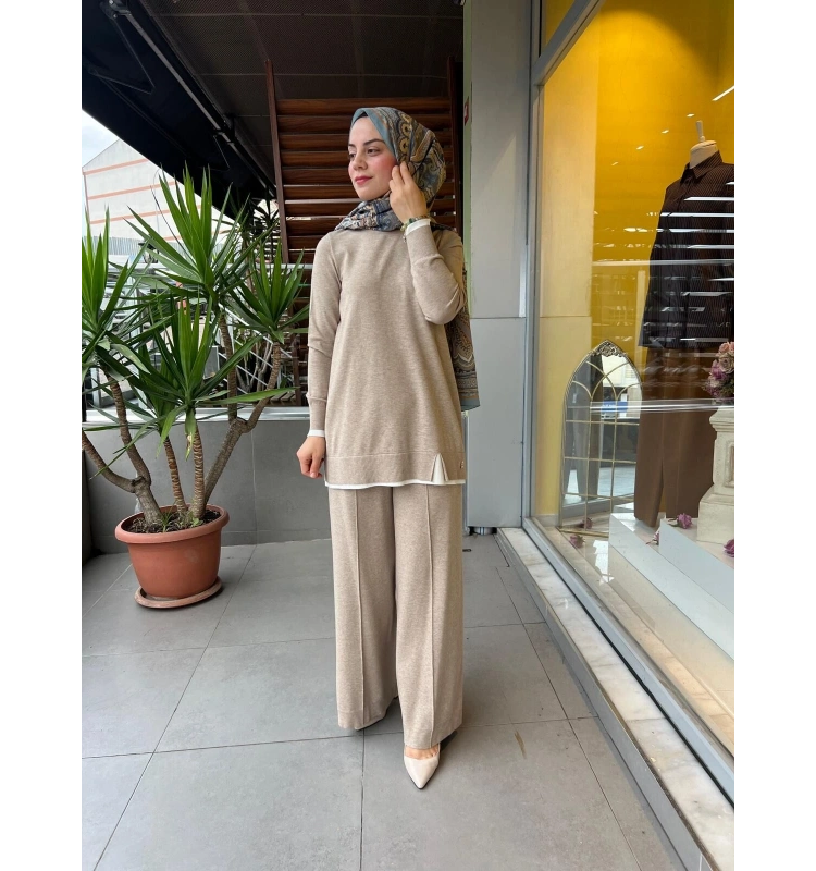 MissDalida Yakası Yırtmaçlı Triko Tunik T25PF-6002