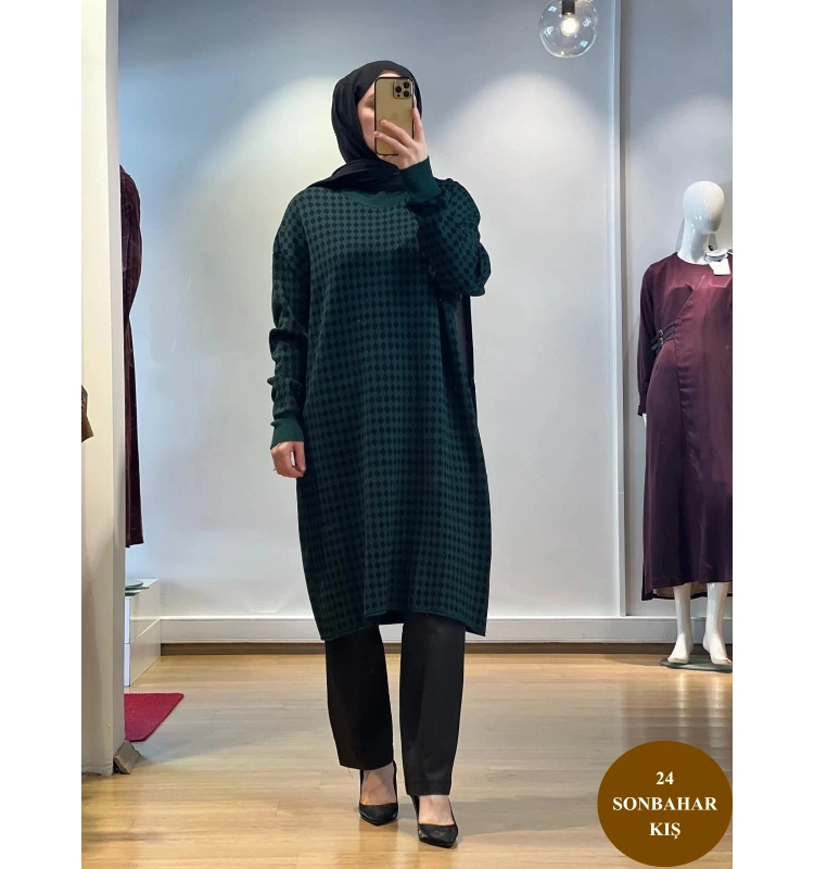 MissWhence Kazayağı Desenli Triko Tunik 34011