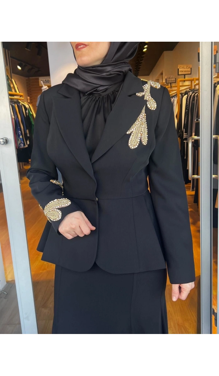 Jamıla Sarah Aplikeli Peplum Ceket Balık Etek Takım SS24-9016