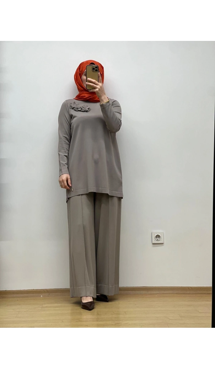MissDalida Arkası Cupro Önü Gül Broşlu Triko Tunik 25Y-6011