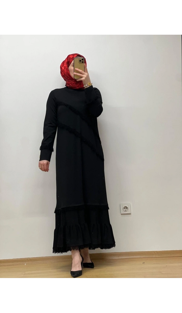 MissDalida Püskül Detaylı Uzun Triko Elbise 25Y-4000