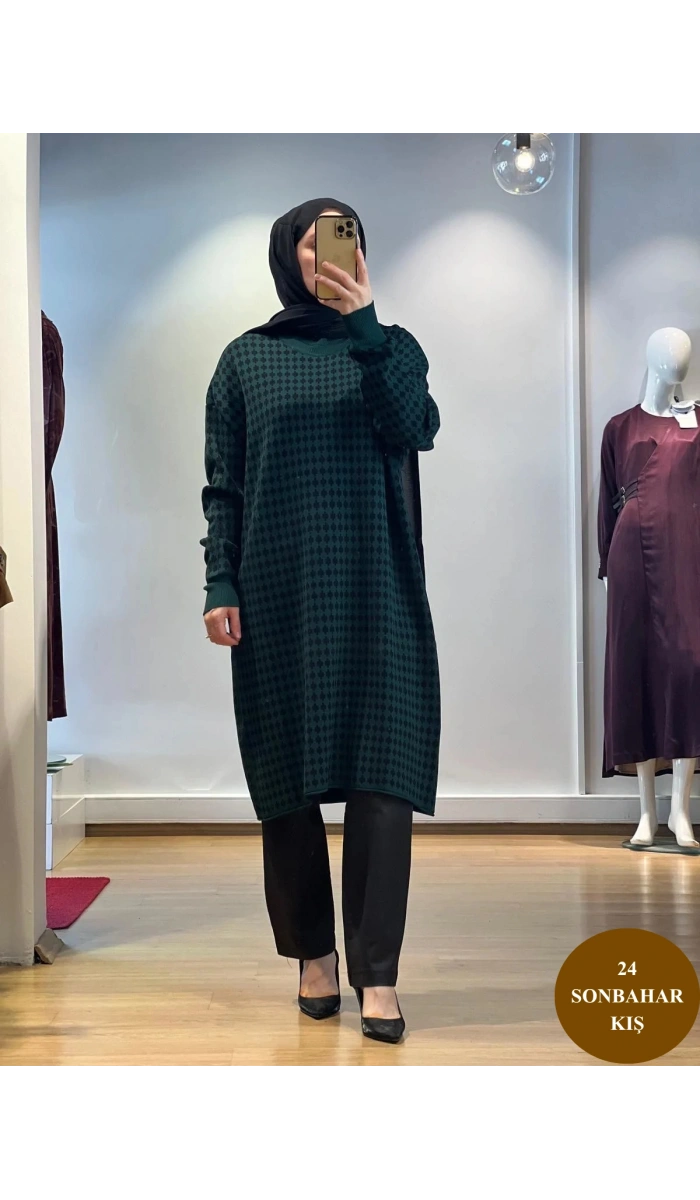 MissWhence Kazayağı Desenli Triko Tunik 34011