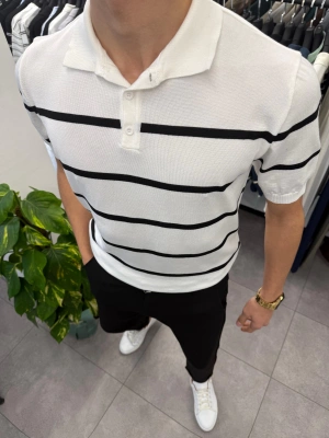 Düğme Detaylı Çizgili Polo Yaka Triko Beyaz