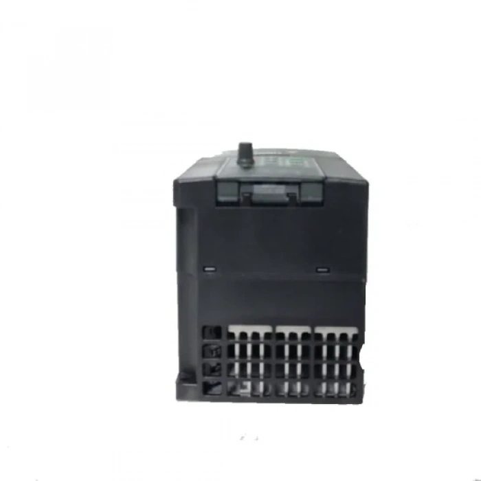 Hegel 2.2KW 3HP Monofaze MPPT Dalgıç Pompa Sürücüsü 220V Solar Pompa İnverteri