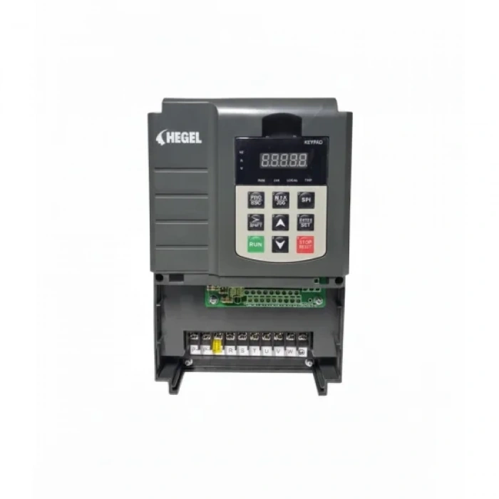 Hegel 5.5KW 7.5HP Trifaze MPPT Dalgıç Pompa Sürücüsü 380V Solar Pompa İnverteri