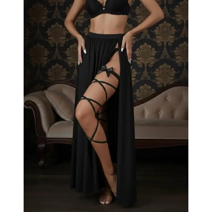 Bacak Bantlı Fiyonklu String