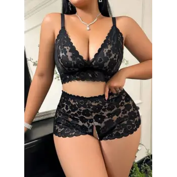 ÖZEL BÖLGESİ AÇIK FANTEZİ DANTEL TAKIM