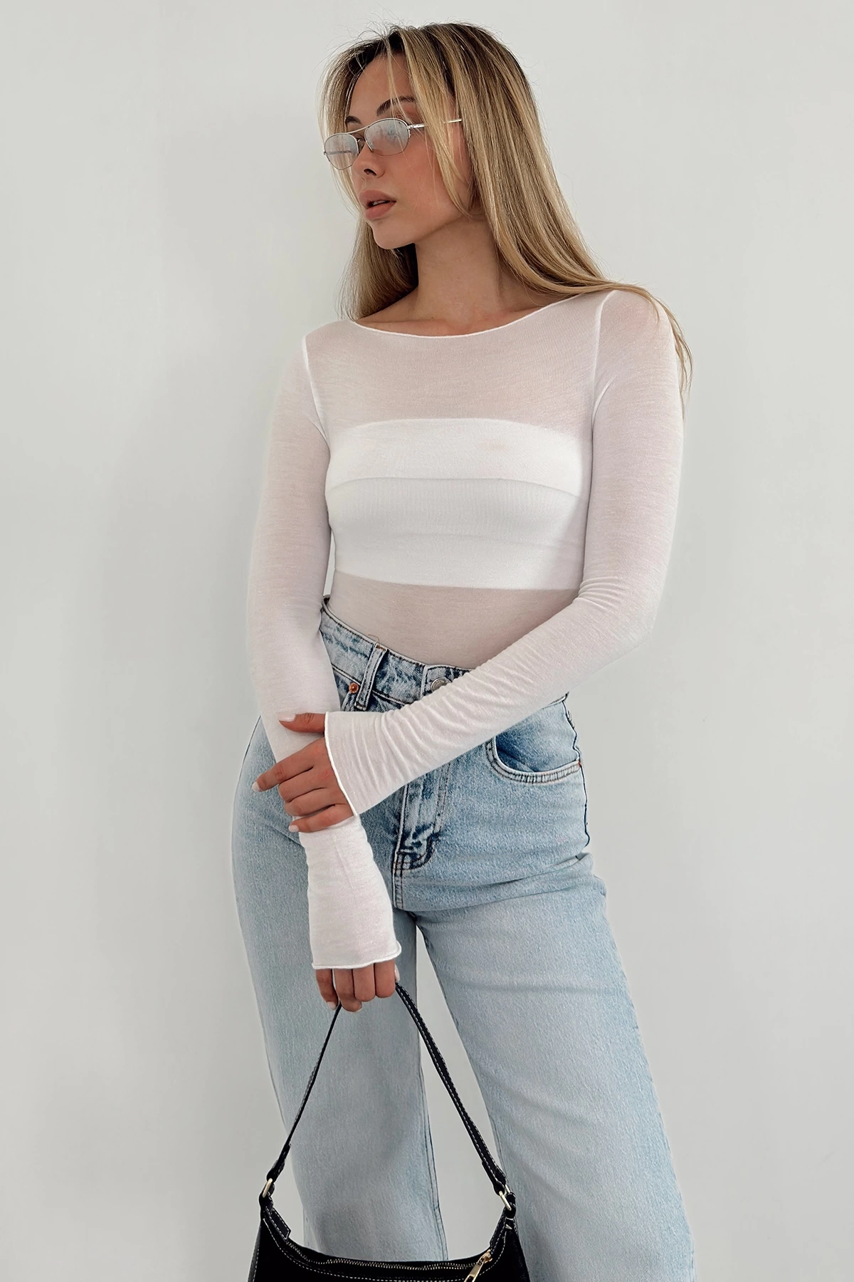 Açık yaka bluz beyaz