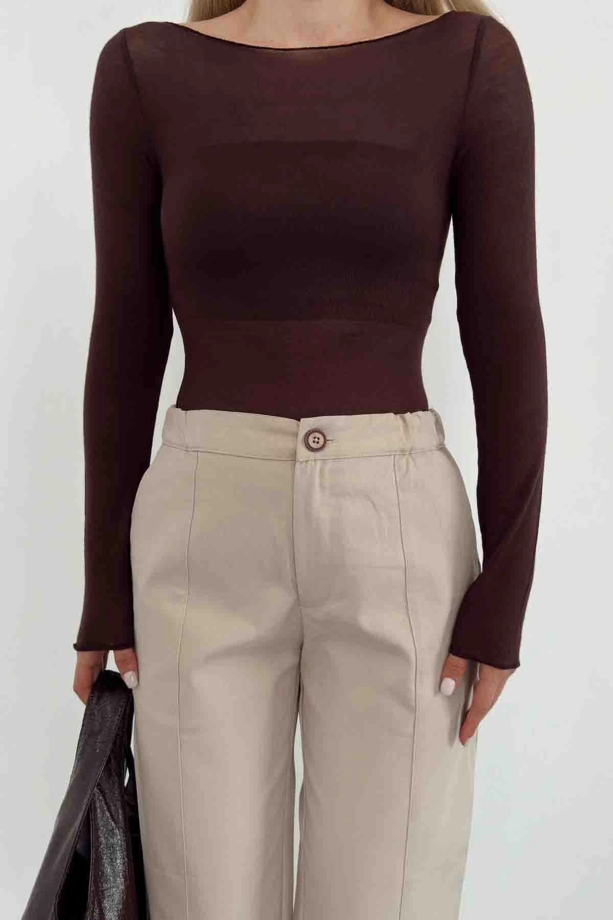 Açık yaka bluz kahve