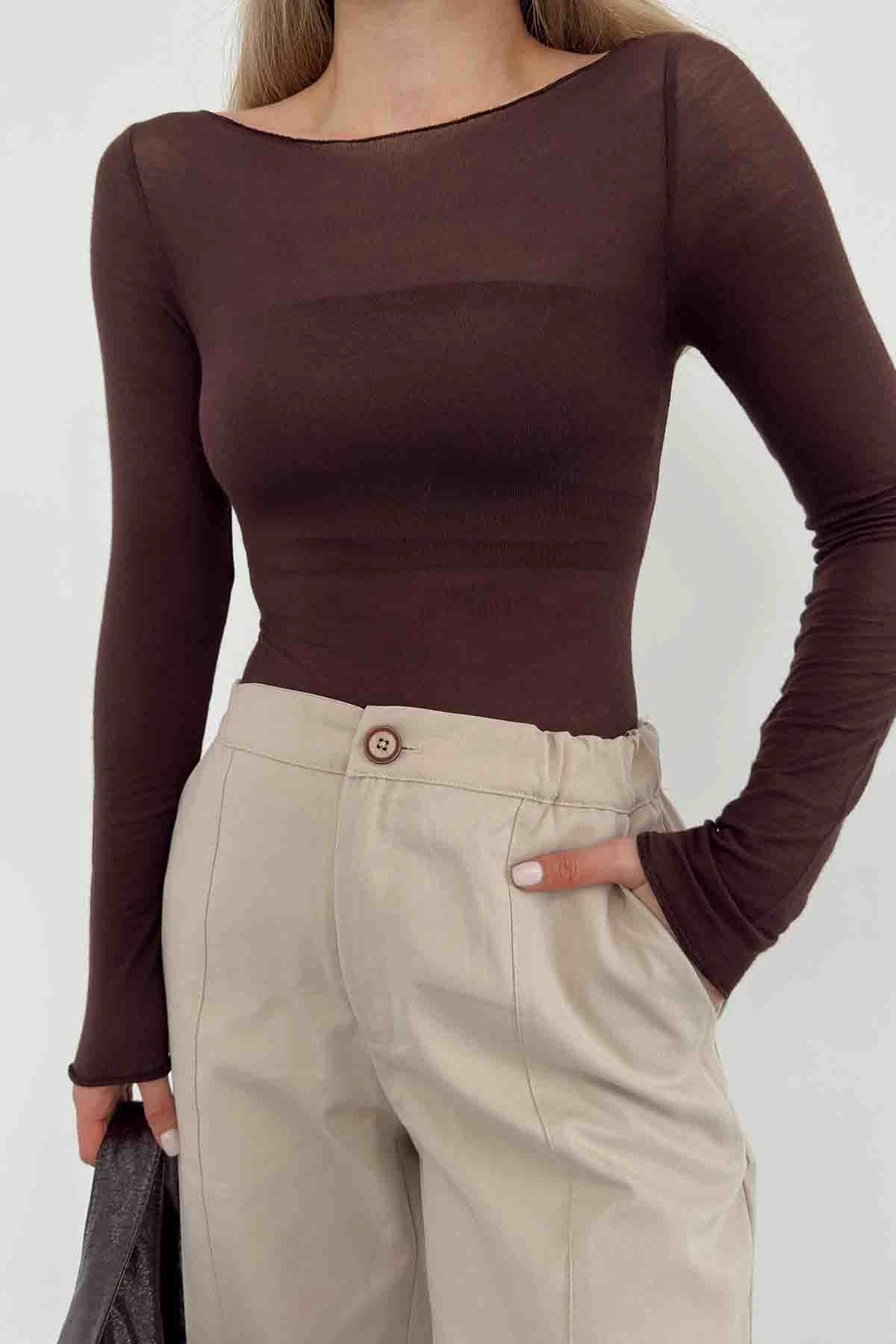 Açık yaka bluz kahve