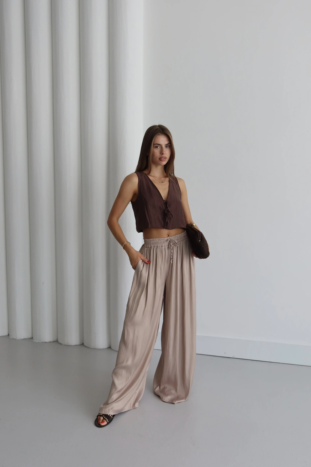 Bağcıklı Rahat Kesim Pantolon Bej