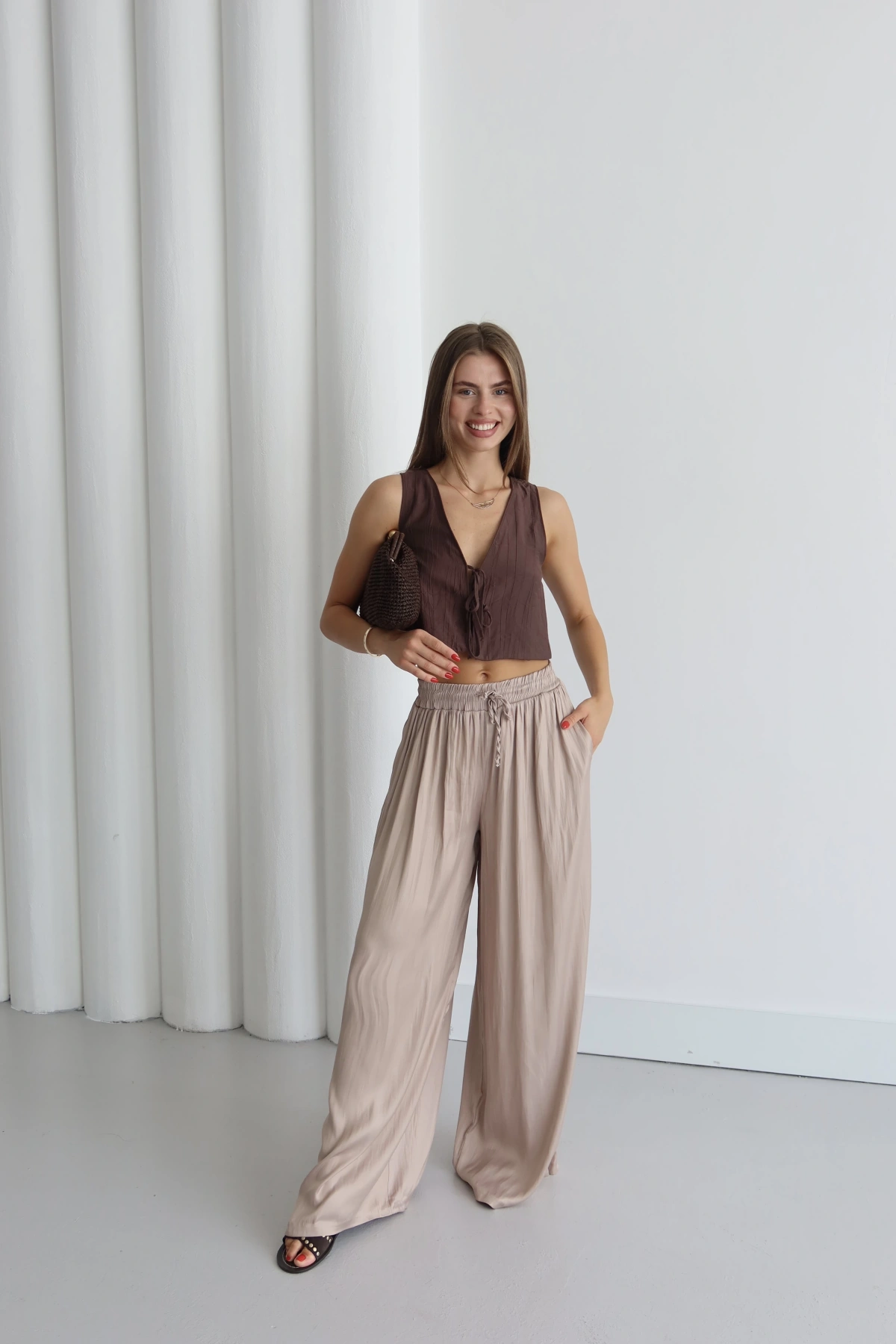 Bağcıklı Rahat Kesim Pantolon Bej