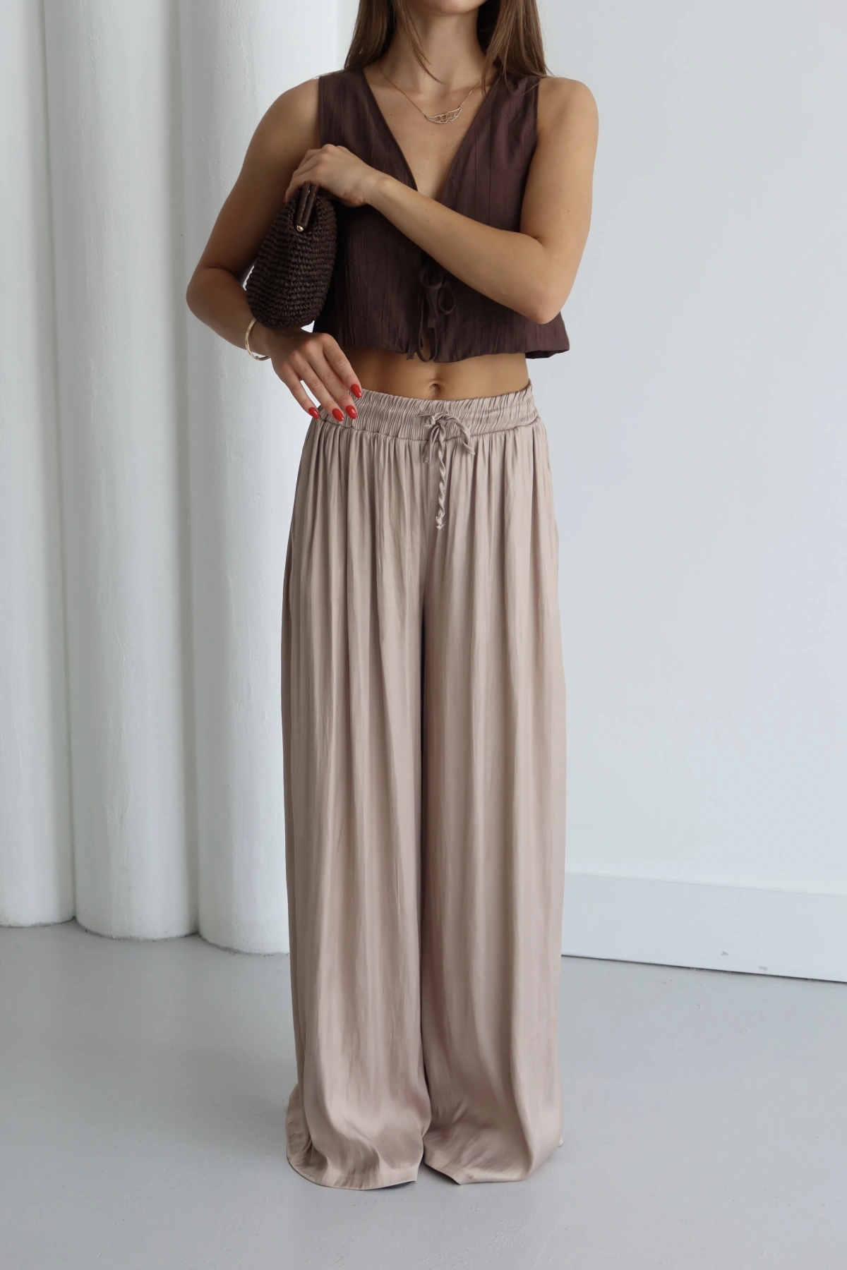 Bağcıklı Rahat Kesim Pantolon Bej