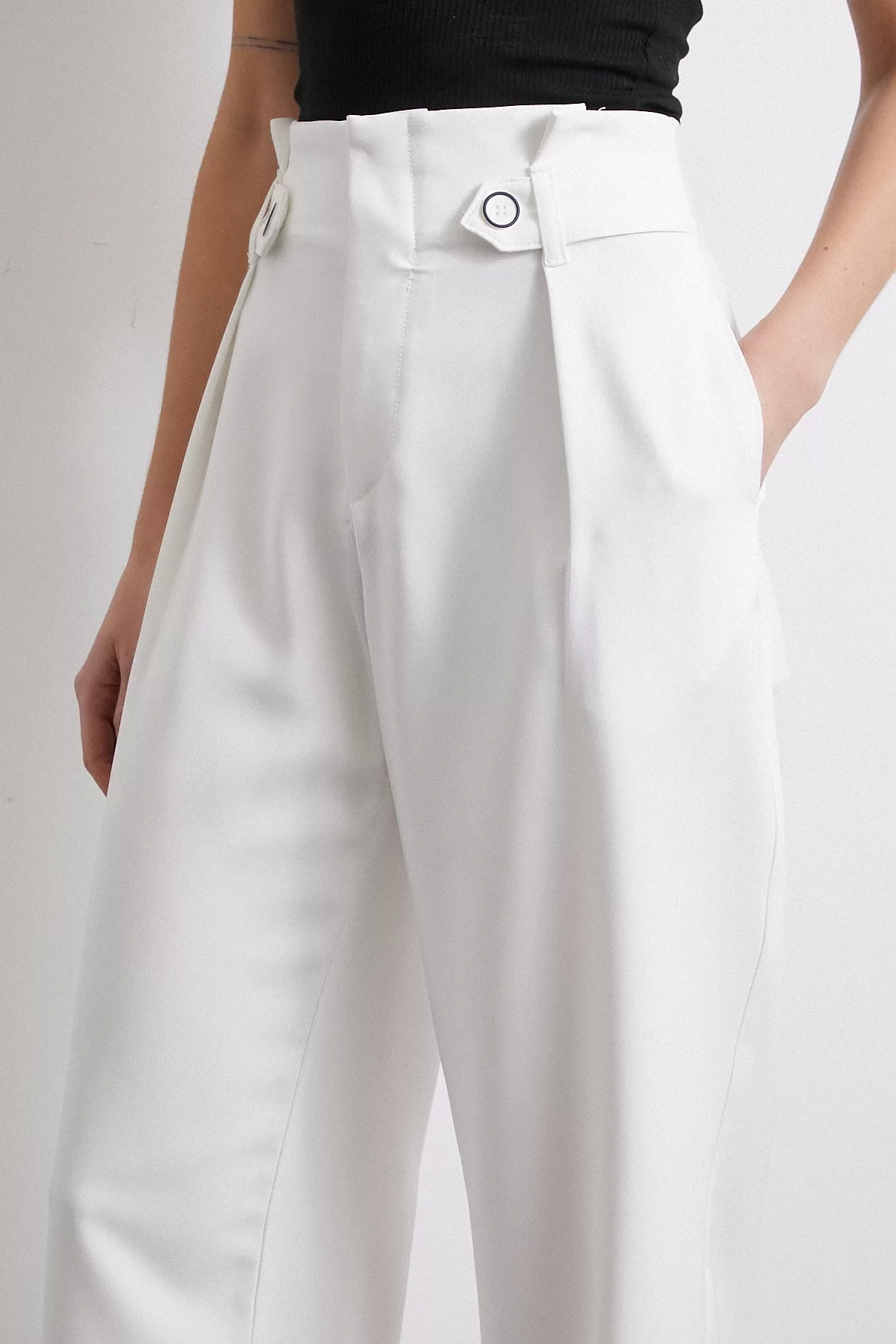 Bel Detaylı Wide Leg Pantolon Ekru