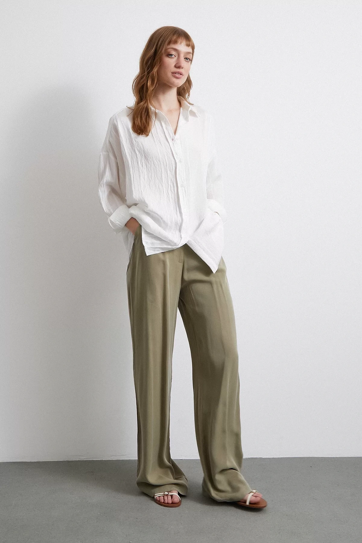 Dantel Detaylı Transparan Pamuklu Gömlek Beyaz