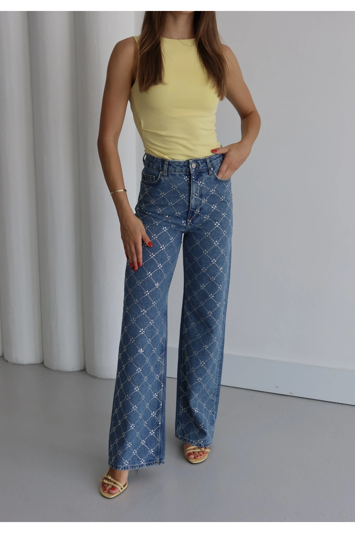 Desenli Taş Detaylı Pantolon