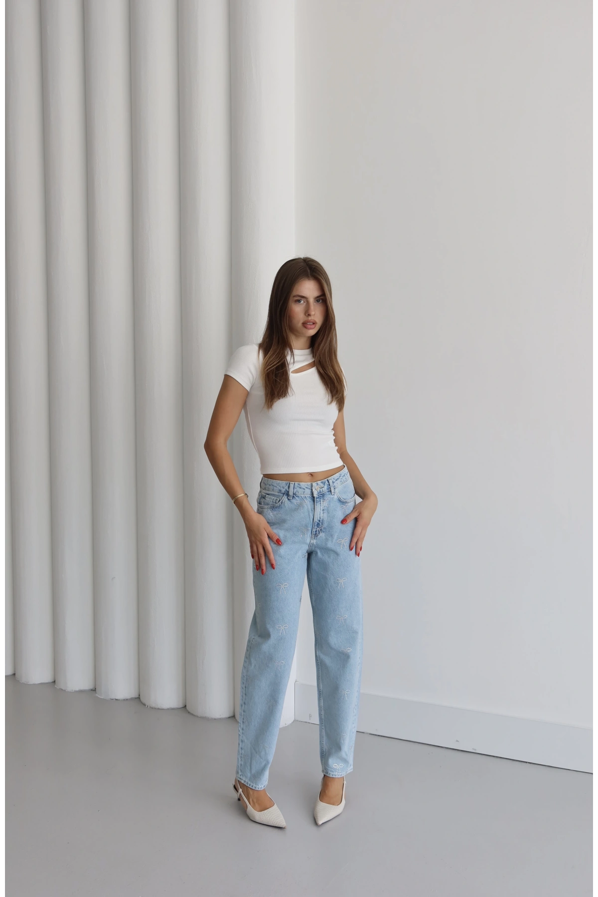 Fiyonk Desenli Taş Detaylı Pantolon