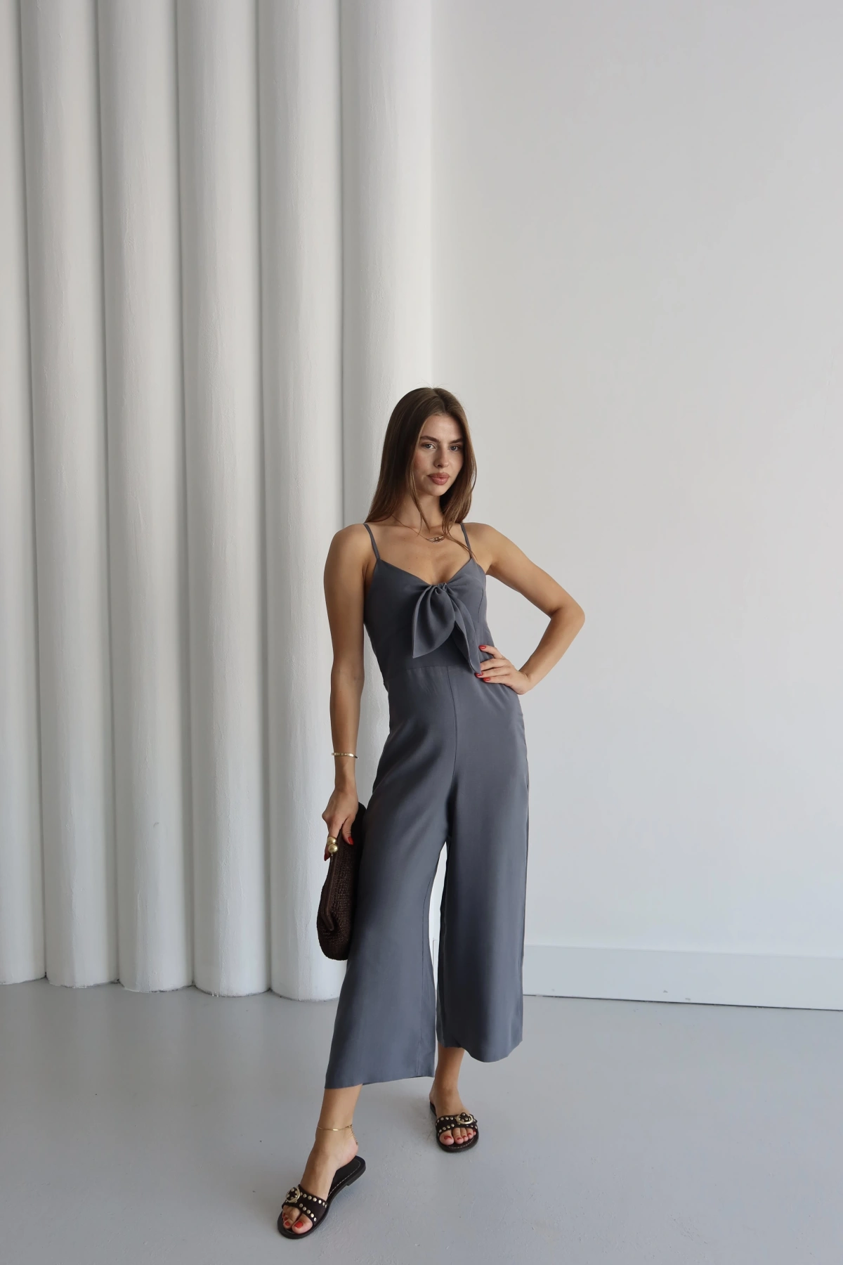 Fiyonklu Askılı Tulum Gri