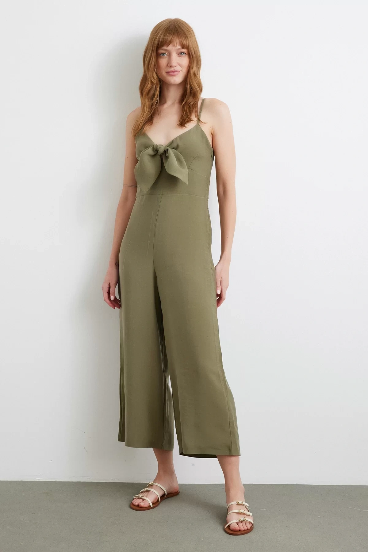 Fiyonklu Askılı Tulum Haki