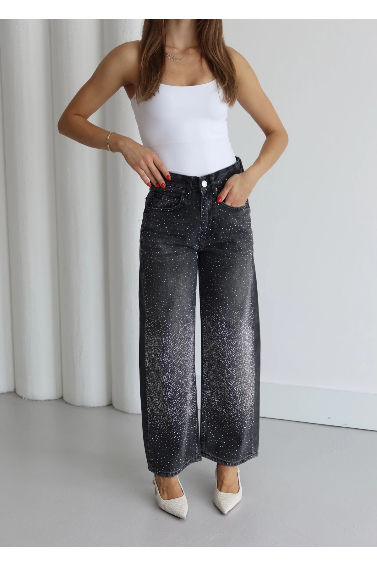Geniş Paça Taş Detaylı Pantolon Siyah