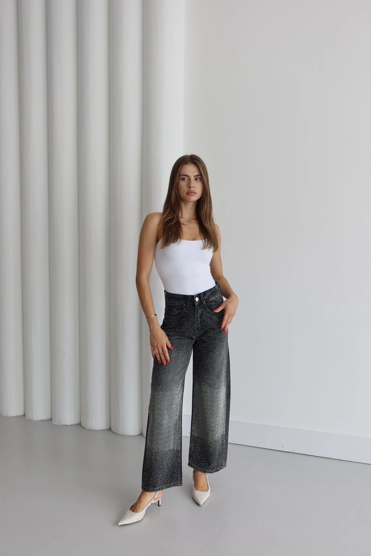 Geniş Paça Taş Detaylı Pantolon Siyah