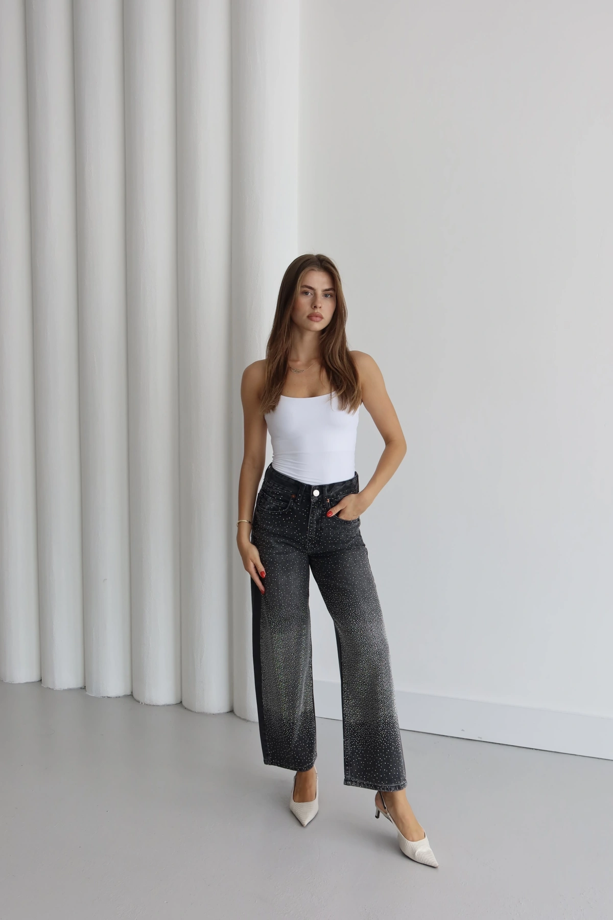 Geniş Paça Taş Detaylı Pantolon Siyah