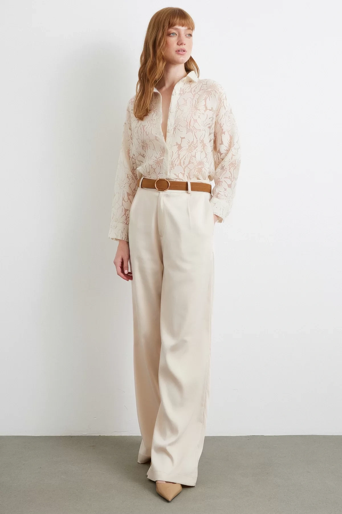 Jakarlı Transparan Gömlek Krem