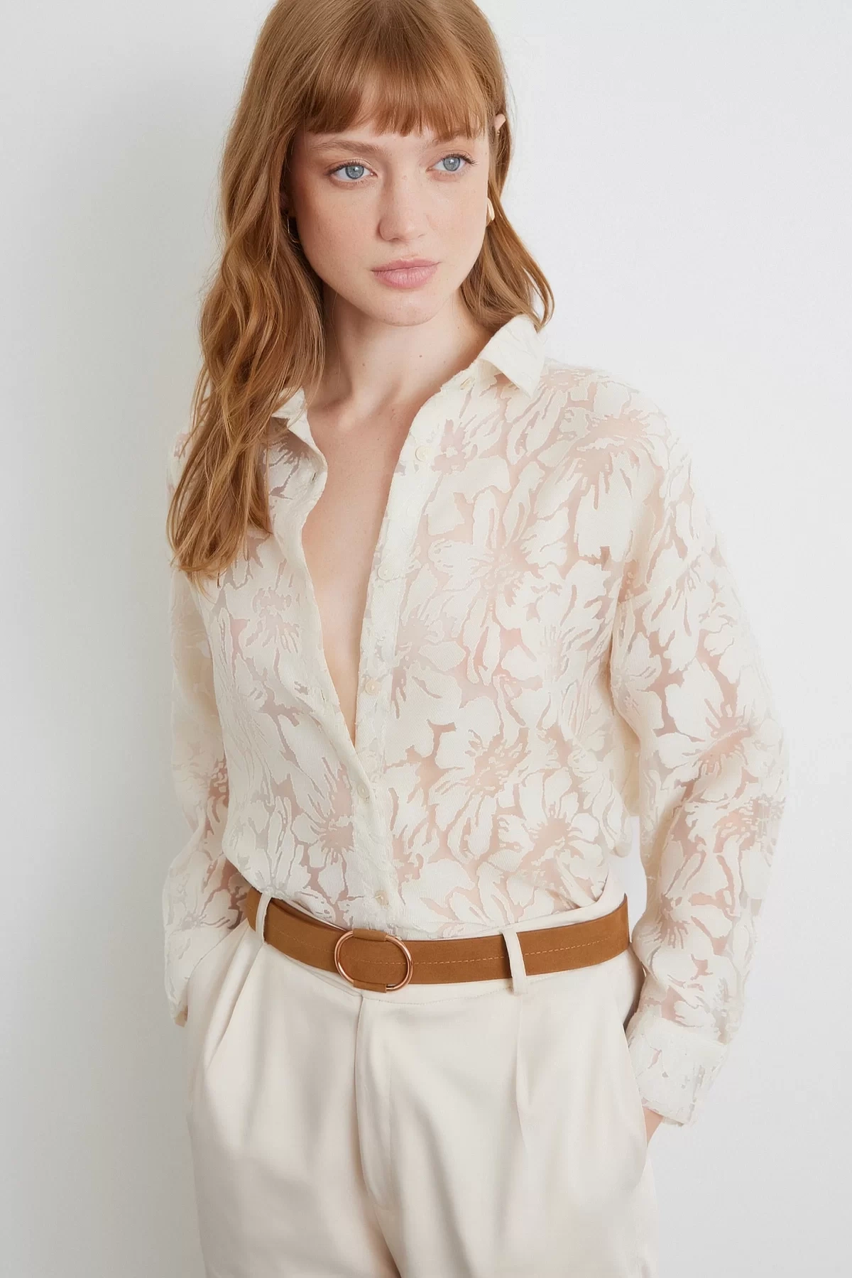 Jakarlı Transparan Gömlek Krem